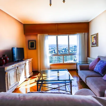 Yourhouse Maeva * Ourense